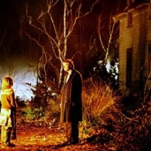 Barry Watson e Skye McCole Bartusiak in una scena di Boogeyman