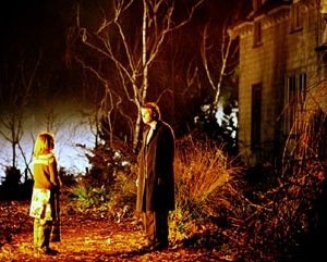 Barry Watson e Skye McCole Bartusiak in una scena di Boogeyman