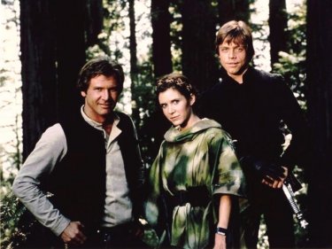 Mark Hamill, Carrie Fisher e Harrison Ford sono Luke, Leia e Han