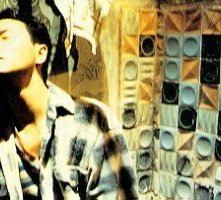 Leslie Cheung in una scena del dramma Happy Together