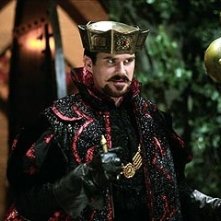 Cary Elwes In Una Scena Di Ella Enchanted 14538