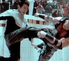 Jet Li in una scena di Danny the Dog