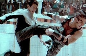 Jet Li in una scena di Danny the Dog