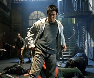 Jet Li in una scena di Danny the Dog