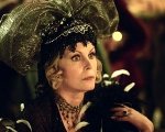 Joanna Lumley, la star di The Wolf of Wall Street contro le scene di nudo: 'Volgari e orribili'