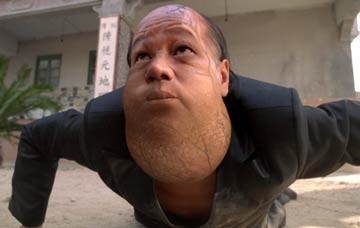 Leung Siu Lung In Una Scena Di Kung Fusion 14620
