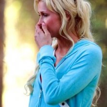 La bionda Paris Hilton in una scena de La maschera di cera