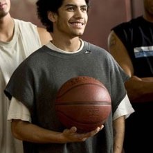 Rick Gonzalez in una scena di Coach Carter