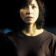 Hitomi Kuroki in una scena di Dark Water