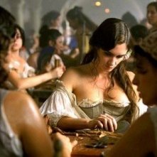 Una sensuale Paz Vega in una scena di Per amare Carmen