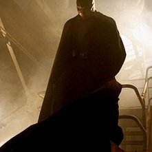 Christian Bale in una immagine del film Batman Begins