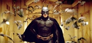 Christian Bale in una scena del film di Christopher Nolan, Batman Begins