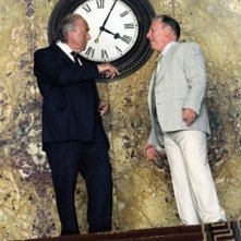 Michael Gambon e Kenneth Cranham in una scena di The Pusher