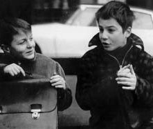 Jean-Pierre Leaud in una scena de I 400 colpi