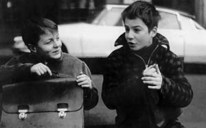 Jean-Pierre Leaud in una scena de I 400 colpi