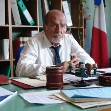 Ivo Garrani in una scena de L'uomo spezzato