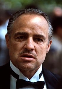 Marlon Brando in una scena de Il Padrino