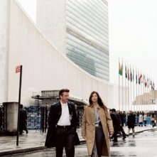 Catherine Keener e Sean Penn in una scena di The Interpreter