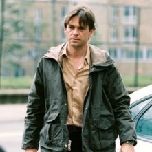 Dougray Scott in una scena di Dark Water