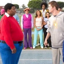 Kenan Thompson e  J. Mack Slaughter in una scena di Fat Albert