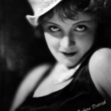 Marlene Dietrich In Una Splendida Foto Promozionale Per L Angelo Azzurro 16077