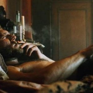 Il sexy Vincent Cassel in una scena di Blueberry