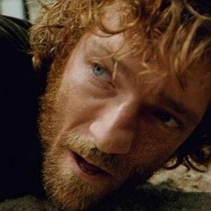 Primo piano di Vincent Cassel in una scena di Blueberry
