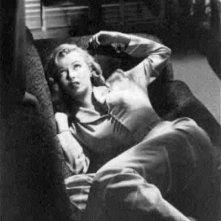 Angela (Marilyn Monroe)