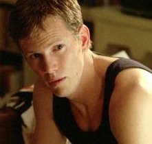 Kip Pardue in una scena di Imaginary Heroes