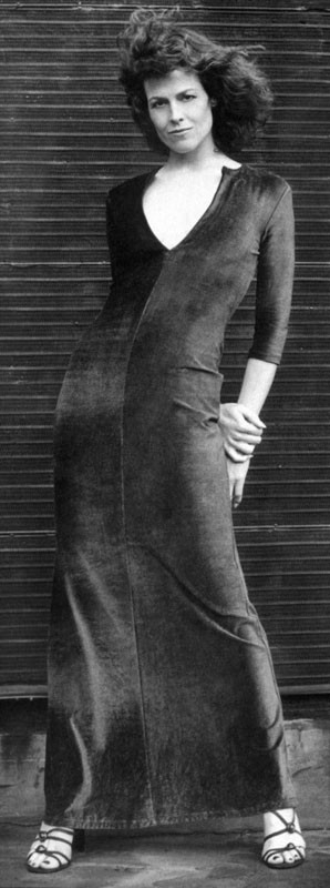 Sigourney Weaver 16335