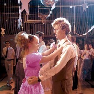Jon Hedell e Tina Majorino in una scena di Napoleon Dynamite