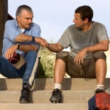 Burt Reynolds e Adam Sandler in L'altra sporca ultima meta