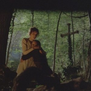 Lou Doillon e Virginie Ledoyen in una scena di Saint Ange