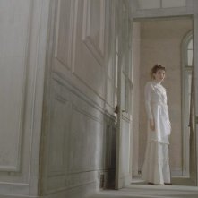 Lou Doillon in una scena di Saint Ange