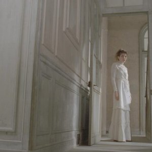 Lou Doillon in una scena di Saint Ange