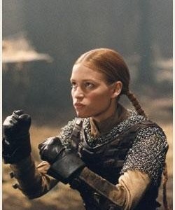 Piper Perabo in una scena di George and the Dragon