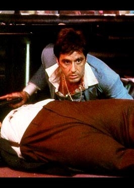 Al Pacino In Una Scena Di Scarface 16856