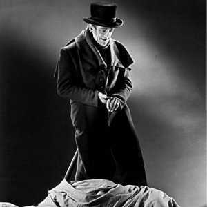 Boris Karloff in una scena de LA IENA