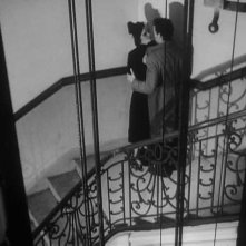 Lucia Bosé con Massimo Girotti in una scena di CRONACA DI UN AMORE