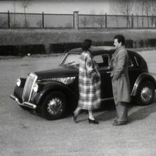 Lucia Bosé e Massimo Girotti in una scena di CRONACA DI UN AMORE