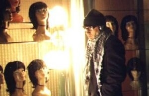 Una scena di ALMOST BLUE