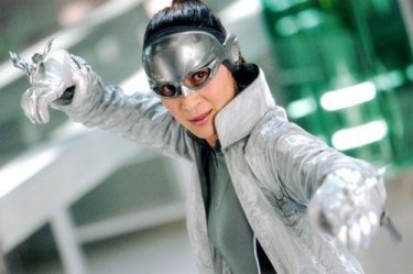 Michelle Yeoh in una scena di Silver Hawk