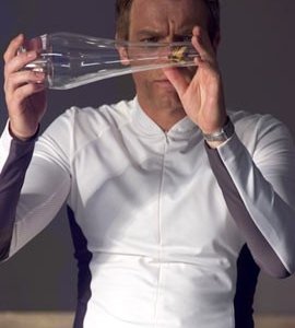 Ewan McGregor in una scena del film sci-fi The Island