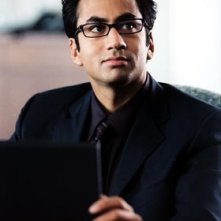 Kal Penn in Sballati d'amore