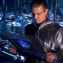 Sean Bean in una scena di The Island