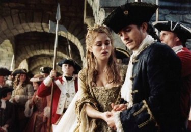Bloom e Knightley in Pirates of the Caribbean: Dead Man's Chest