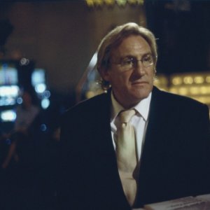 Gerard Depardieu in una scena de I tempi che cambiano