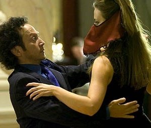 Rob Schneider insieme a Miranda Raison in una scena di Deuce Bigalow: puttano in saldo