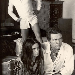 Florinda Bolkan, Elio Petri e Gian Maria Volontè sul set di Indagine su un cittadino al di sopra di ogni sospetto