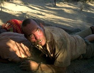 Pete Postlethwaite in una scena di The Constant Gardener